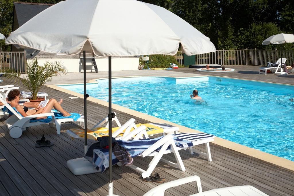 Hotel Kerloc'H Gwen Quimper コンブリ エクステリア 写真