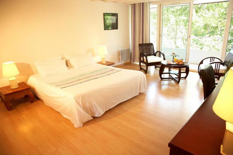 Hotel Kerloc'H Gwen Quimper コンブリ エクステリア 写真